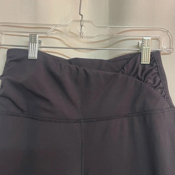 Yogalicious black yoga pants size small - Picture 4 of 5